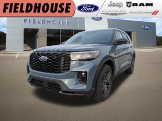 New 2026 Ford Explorer ST-Line w/ ST-Line Street Pack AWD/4WD video 1