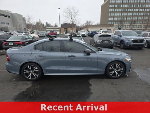 Used 2022 Volvo S60 T8 R-Design w/ Advanced Package image 6