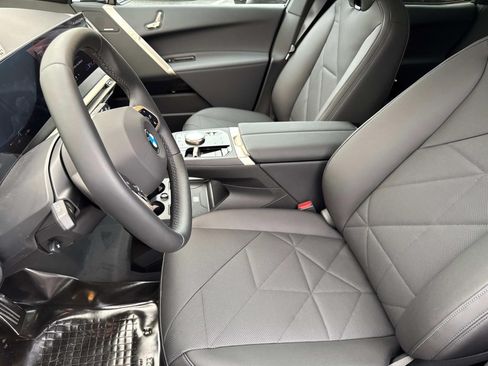 New 2026 BMW iX xDrive60 AWD/4WD image 19