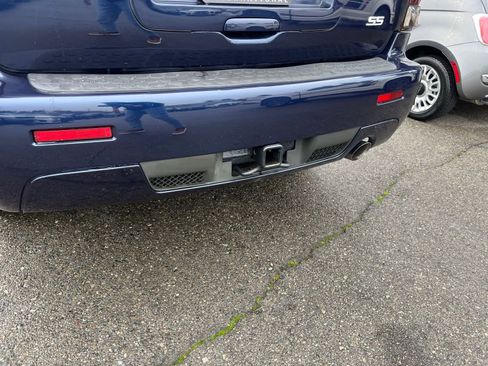 Used 2009 Chevrolet TrailBlazer SS w/ Sun And 6-Disc Cd Package image 9