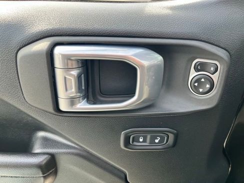 Used 2021 Jeep Gladiator Mojave image 18