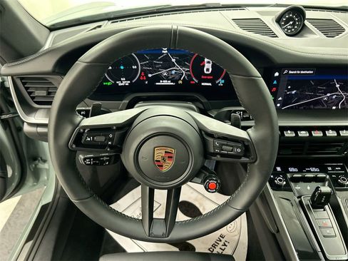 Certified 2025 Porsche 911 Carrera image 4
