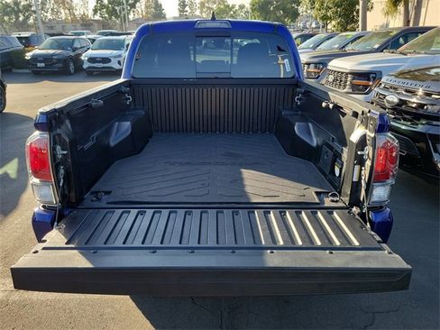 Used 2023 Toyota Tacoma TRD Sport image 19