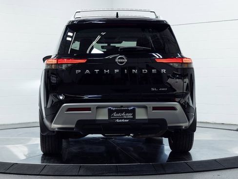 Used 2024 Nissan Pathfinder SL image 7