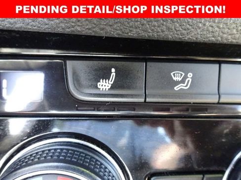 Used 2019 Volkswagen Jetta SEL FWD image 24