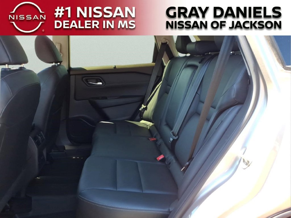 Used 2023 Nissan Rogue SL w/ SL Premium Package FWD image 26
