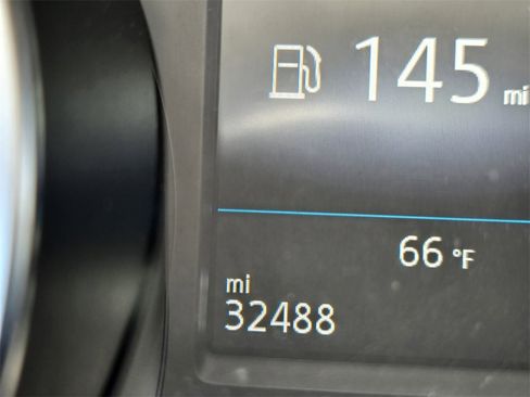 Used 2018 Volkswagen Tiguan SEL image 26