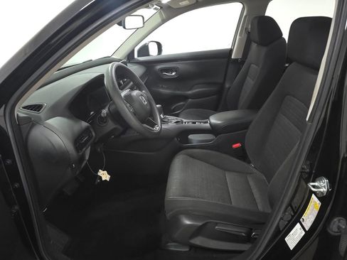 Used 2023 Honda HR-V LX image 10