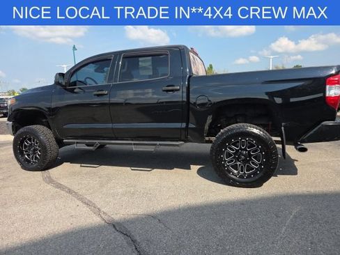 Used 2019 Toyota Tundra SR5 w/ Convenience Package AWD/4WD image 13