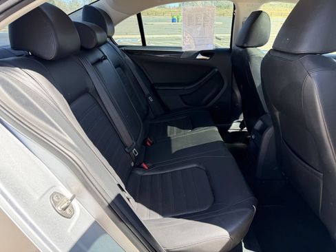 Used 2015 Volkswagen Jetta SEL FWD image 19