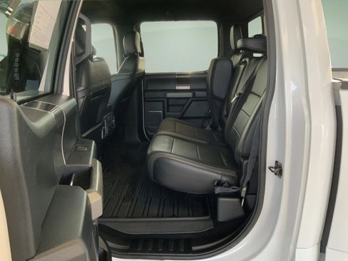 Used 2019 Ford F150 Raptor w/ Equipment Group 802A Luxury image 26