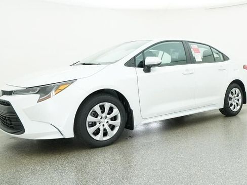 New 2026 Toyota Corolla LE image 17