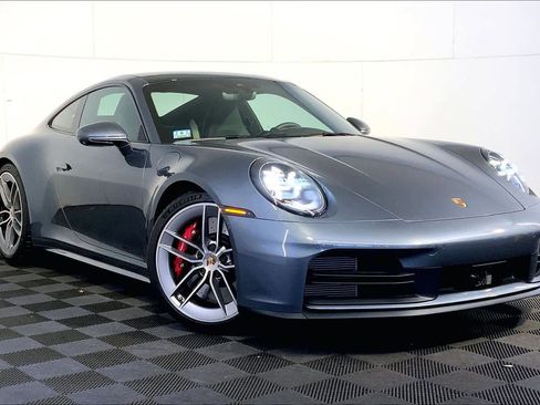 Used 2025 Porsche 911 Carrera S image 9