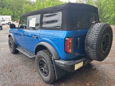 Used 2023 Ford Bronco Badlands AWD/4WD image 5