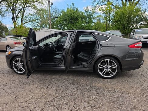 Used 2015 Ford Fusion Titanium FWD image 12