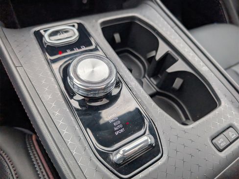 Used 2024 Jeep Wagoneer Launch Edition image 40