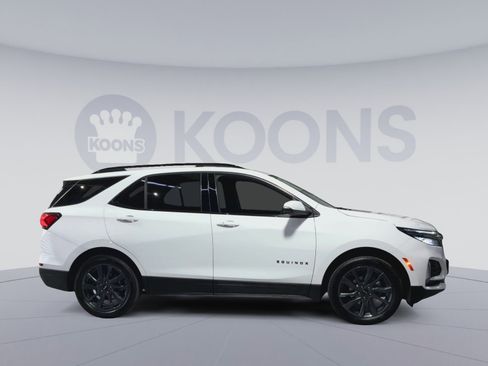 Used 2022 Chevrolet Equinox RS w/ RS Leather Package image 12