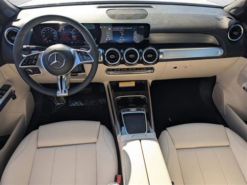 New 2026 Mercedes-Benz GLB 250 image 13