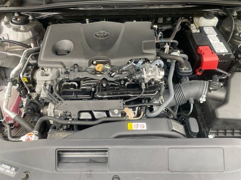 Used 2024 Toyota Camry LE w/ Convenience Package image 28