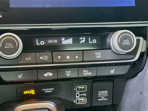 Used 2021 Honda Insight Touring image 23