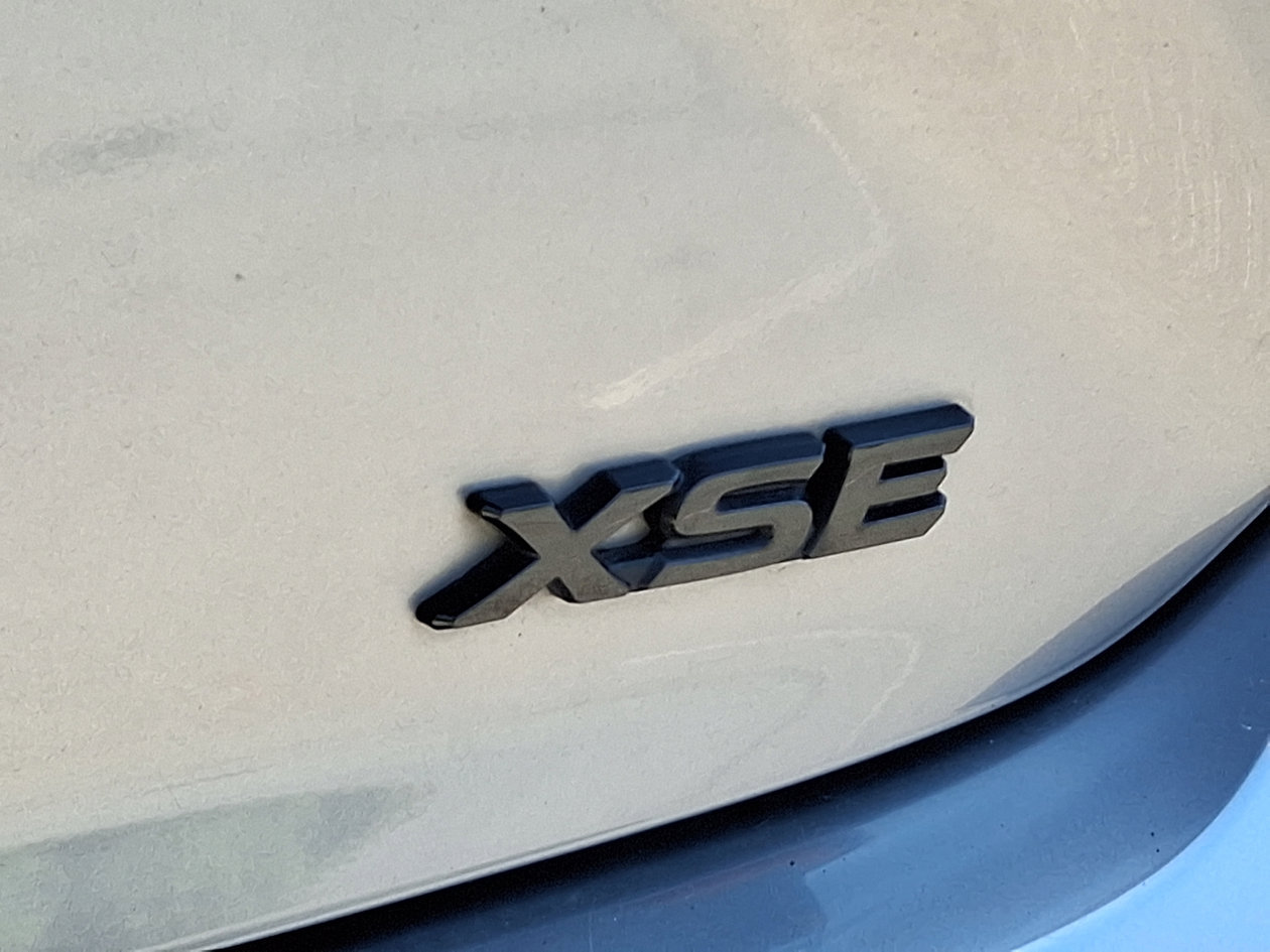 Used 2025 Toyota Camry XSE FWD image 34