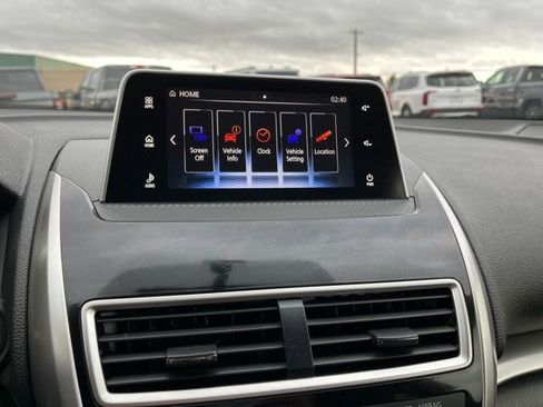 Used 2019 Mitsubishi Eclipse Cross LE image 40
