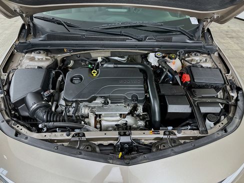 Used 2024 Chevrolet Malibu LT FWD image 33