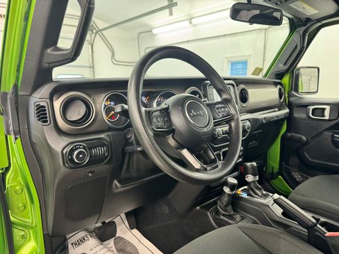 Used 2019 Jeep Wrangler Unlimited Sport AWD/4WD image 13