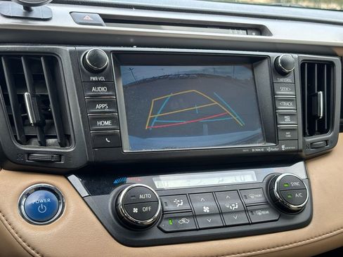 Used 2018 Toyota RAV4 XLE w/ Convenience Package image 20