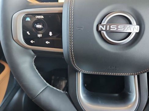 Certified 2025 Nissan Armada Platinum Reserve image 27