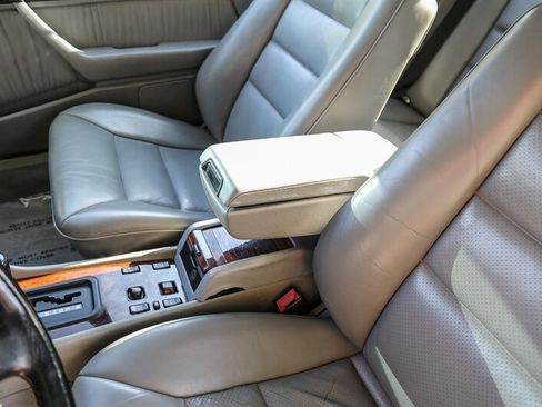 Used 1995 Mercedes-Benz E 320 Convertible image 79