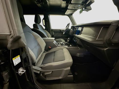 Used 2025 Ford Bronco Big Bend image 31
