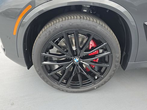 New 2026 BMW X5 sDrive40i w/ M Sport Package RWD image 9
