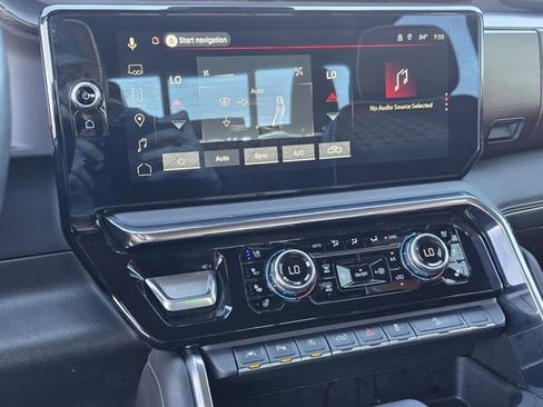 Used 2025 GMC Sierra 1500 Denali Ultimate image 10