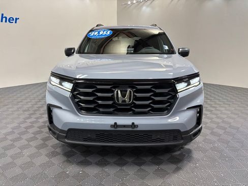 Certified 2025 Honda Pilot Sport image 8