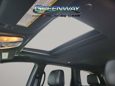 Used 2021 Jeep Grand Cherokee Laredo X image 19