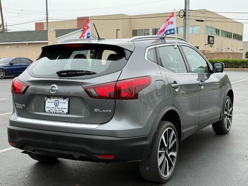 Used 2018 Nissan Rogue Sport SL w/ SL Premium Package AWD/4WD image 6