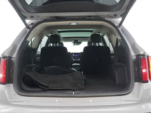 Used 2023 Kia Sorento SX AWD/4WD image 18