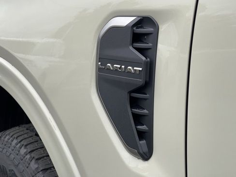 New 2025 Ford Ranger Lariat w/ Black Appearance Package image 7