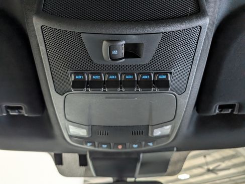 Used 2022 Ford F250 Lariat w/ Tremor Off-Road Package AWD/4WD image 27