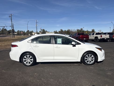 Used 2024 Toyota Corolla LE image 8