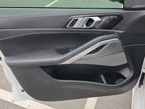 Certified 2023 BMW X6 xDrive40i w/ M Sport Package image 12