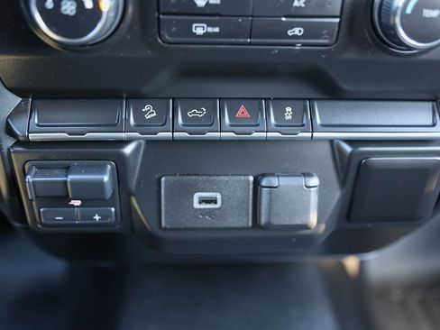 Used 2020 Chevrolet Silverado 1500 Custom Trail Boss w/ Custom Convenience Package image 30