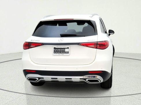 Certified 2025 Mercedes-Benz GLC 300 4MATIC image 10