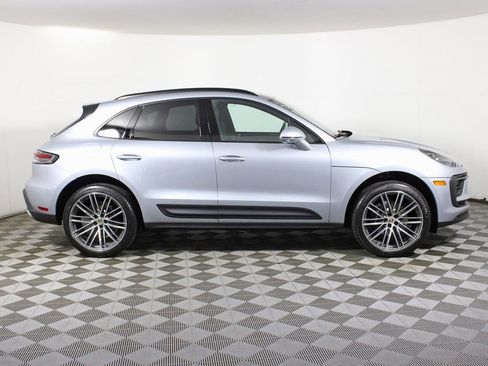 Certified 2026 Porsche Macan image 8