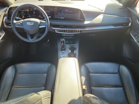 Certified 2024 Cadillac XT4 Premium Luxury AWD/4WD image 19