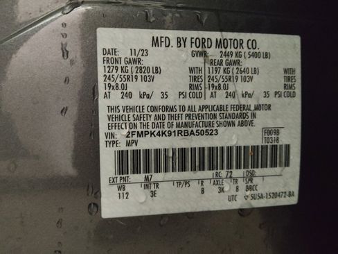 Used 2024 Ford Edge Titanium image 33