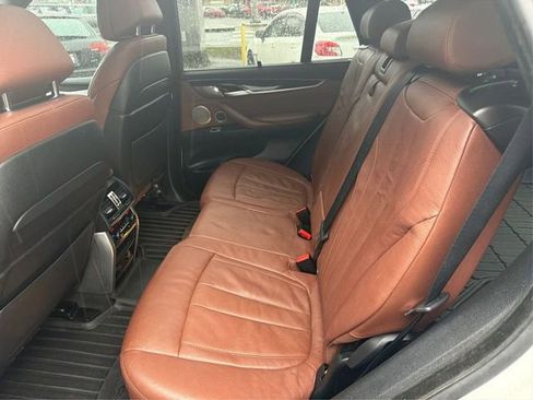 Used 2016 BMW X5 xDrive35d image 10