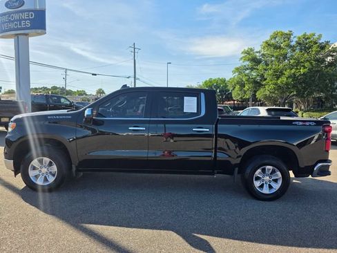 Used 2023 Chevrolet Silverado 1500 LTZ w/ LTZ Convenience Package II AWD/4WD image 5
