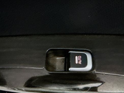 Used 2020 Kia Sorento LX image 35